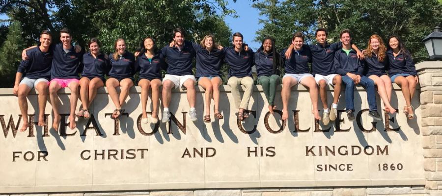 Student Tour Guides Wheaton College 2017