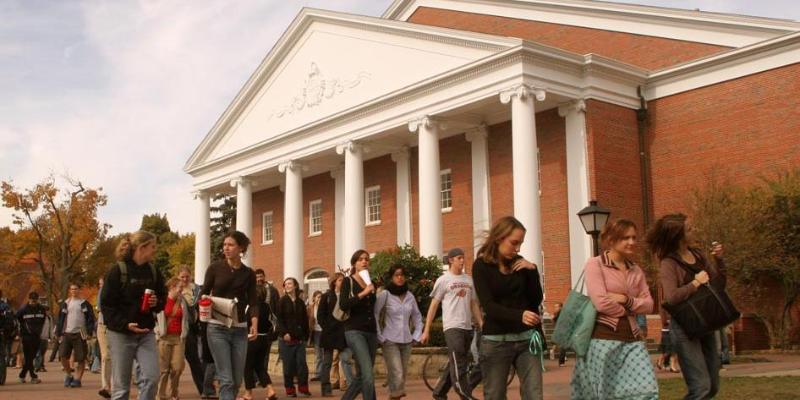 Students walking outside of Edman Chapel